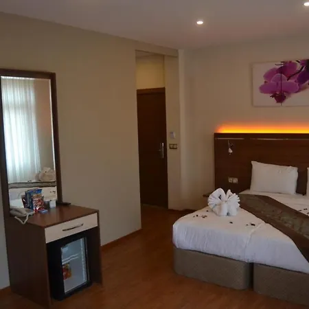Manzara Hotell